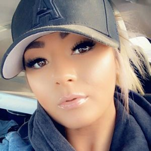 Meet your Posher, Whitney